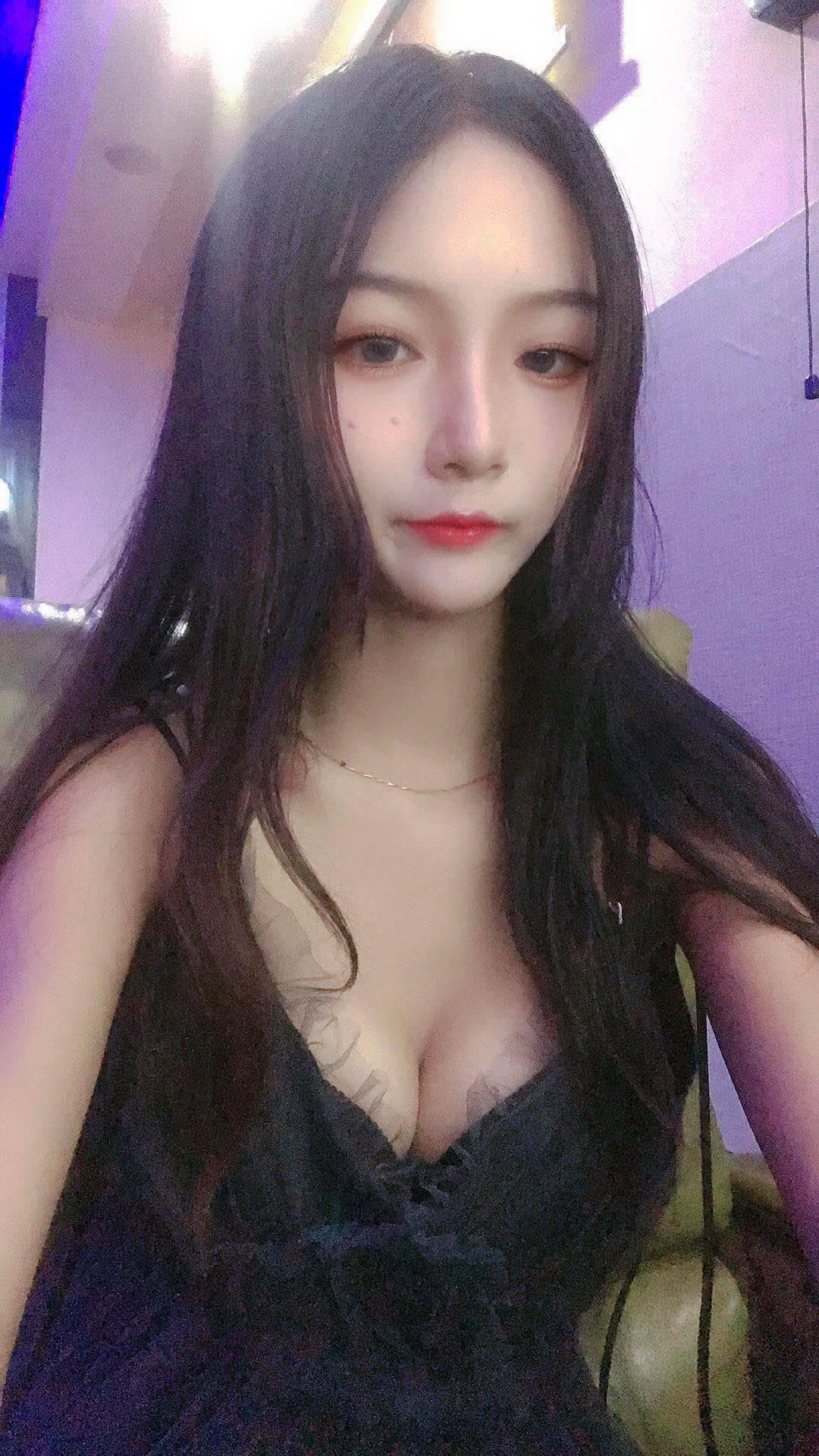 姐妹合租工作室，可以2个一起玩